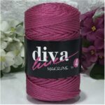 Diva Makrame 4mm Fuschia 82