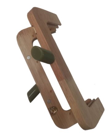 Ξύλινος Σκελετός Μασίφ 20cm Λαδί 59