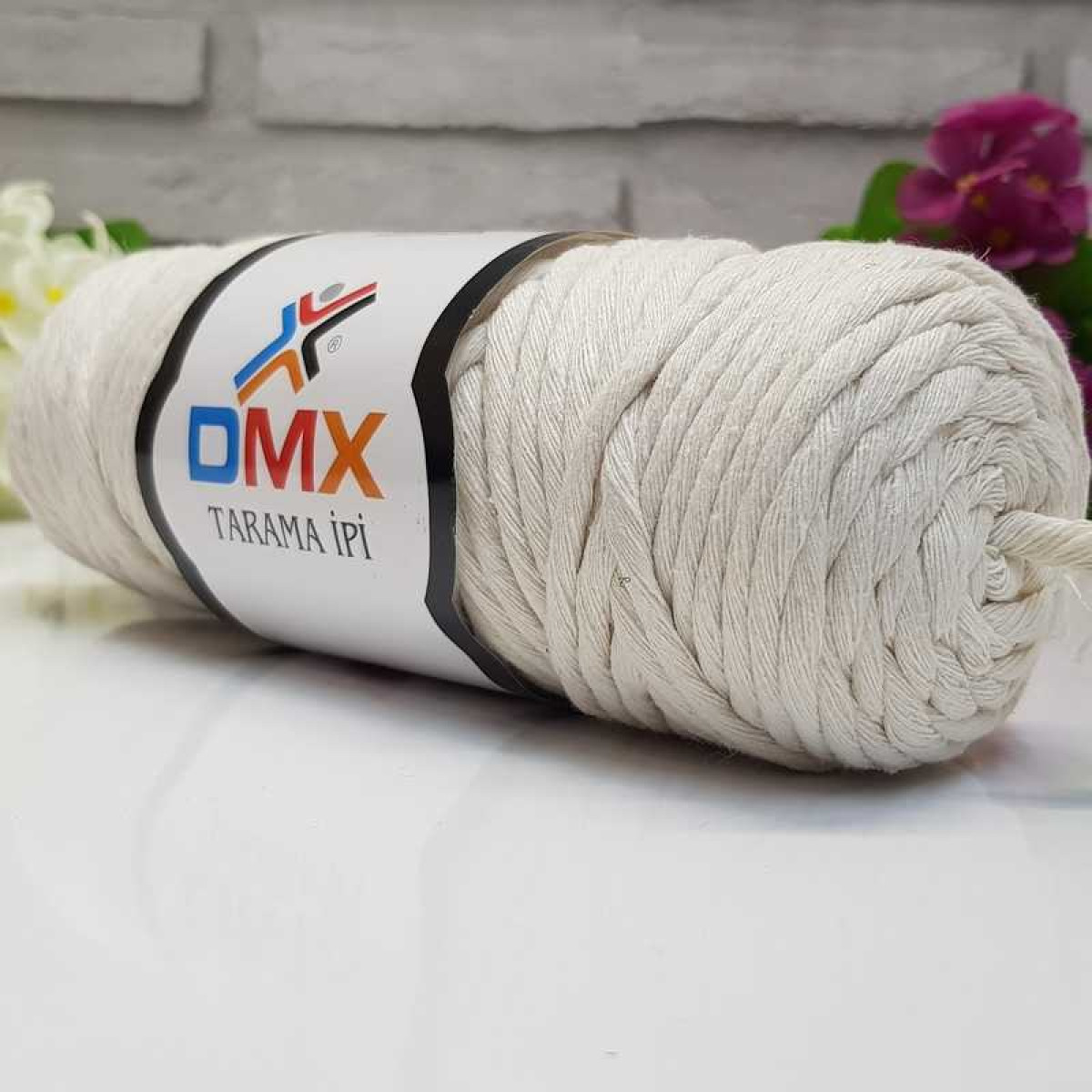 Diva Cotton DMX 4mm Ecru 288