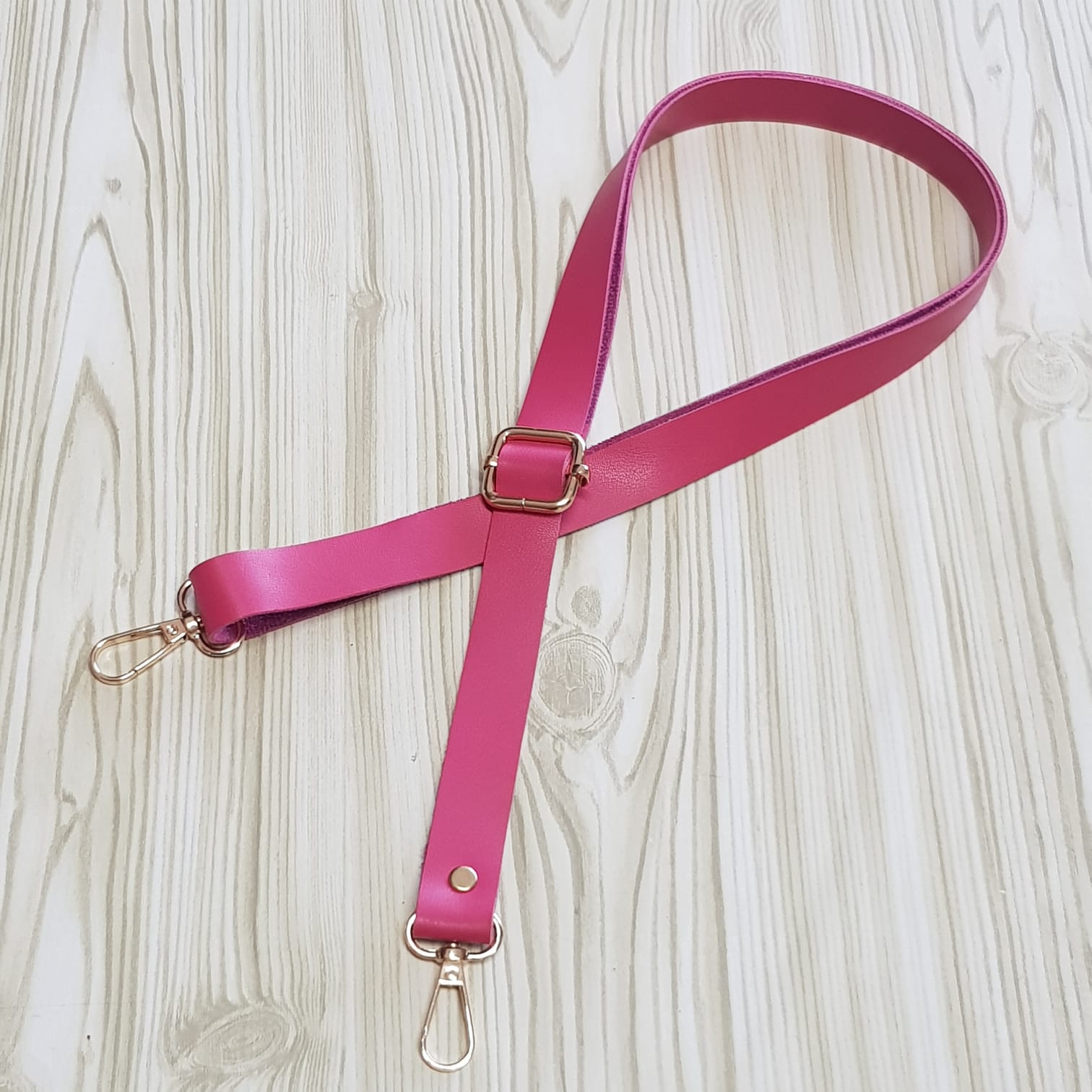 Δερμάτινο λουρί χιαστί ρυθμιζόμενο (1,35mt) Pink 38