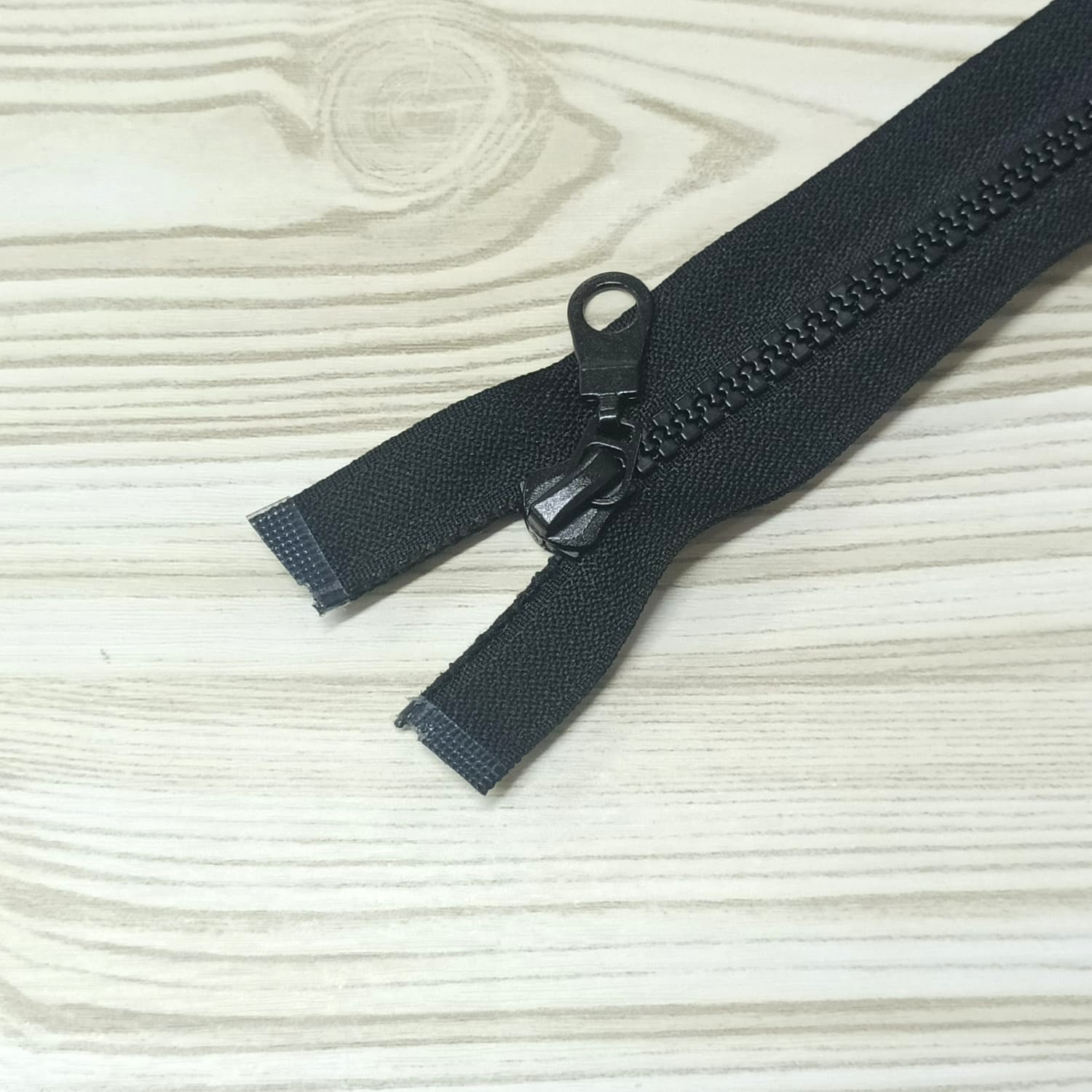 Φερμουάρ κοκάλινο 70cm no5 για μπουφάν Μαύρο 704