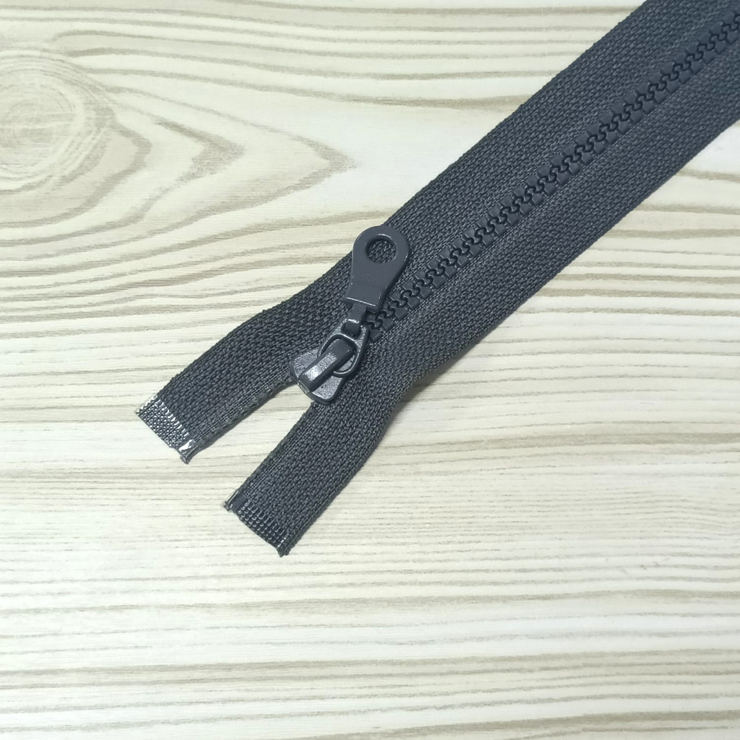 Φερμουάρ κοκάλινο 70cm no5 για μπουφάν Γκρί 703
